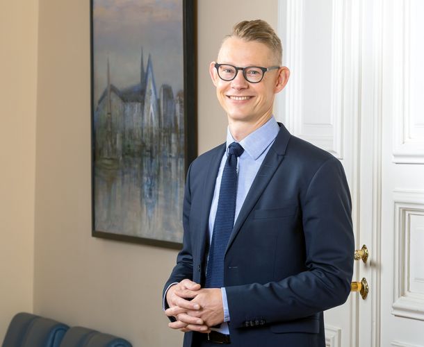 Zu sehen ist Prof. Dr. Christian Pentzold.