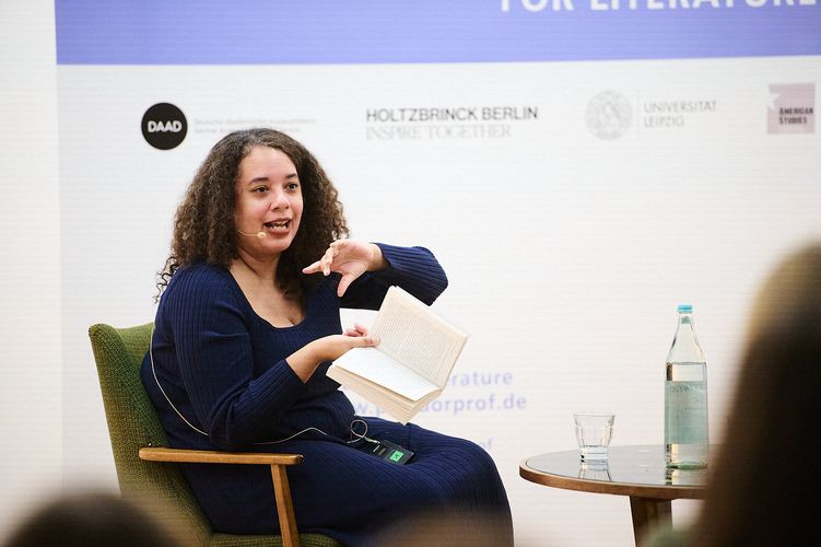 Picadorprofessor Megan Giddings is reading from her novel (Photo: Andreas Lamm for Holtzbrinck Berlin)