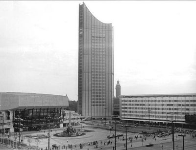 Bundesarchiv, Bild 183-1982-0905-103 / Grubitzsch (geb. Raphael), Waltraud CC-BY-SA 3.0, https://commons.wikimedia.org/w/index.php?curid=5664992